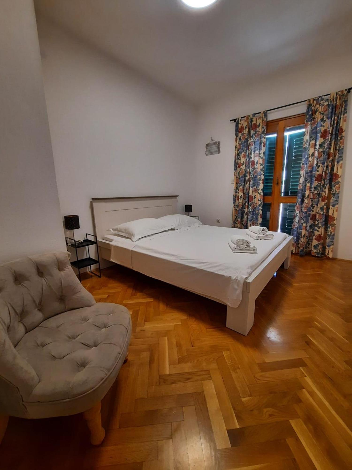 Buntin Apartments Primošten Extérieur photo